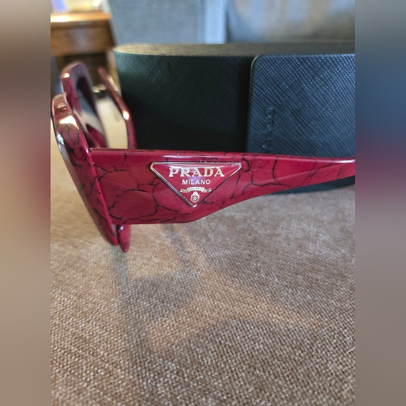 Prada Red Women's Sunglasses - Picture 6 of 8